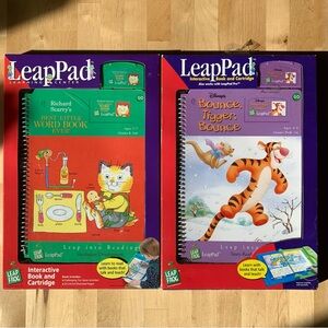 Leap Pad - Interactive Book and Cartridge - Richard Scarry and Disney Tigger